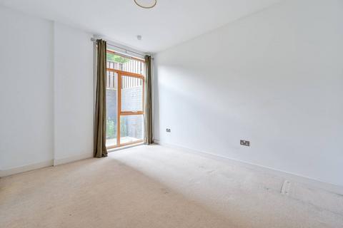 3 bedroom flat to rent, Verdigris Apartments, Old Bethnal Green Road, Bethnal Green, London, E2