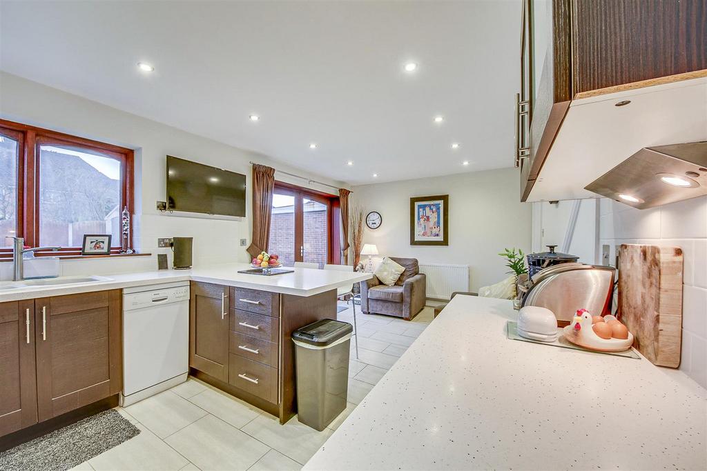 Kitchen Diner`