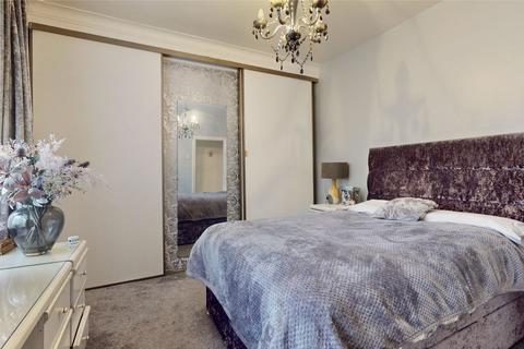 20 Queens Avenue, Greenford, UB6 9BX