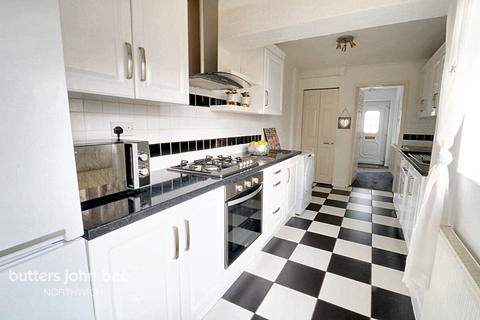 20 Brooklands Drive, Northwich, CW9 8EN