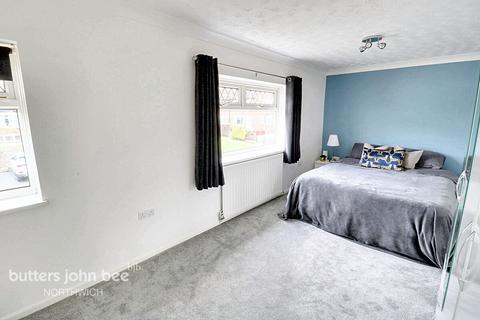 20 Brooklands Drive, Northwich, CW9 8EN