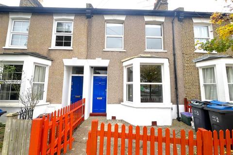 2 bedroom terraced house to rent, Pelham Road, Wimbledon SW19