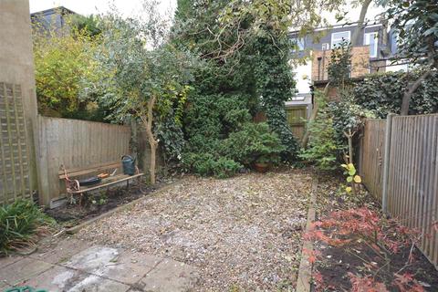 2 bedroom terraced house to rent, Pelham Road, Wimbledon SW19