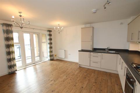 2 bedroom apartment to rent, Chapel Drive, Dartford, Kent.