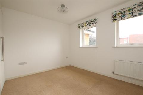 2 bedroom apartment to rent, Chapel Drive, Dartford, Kent.