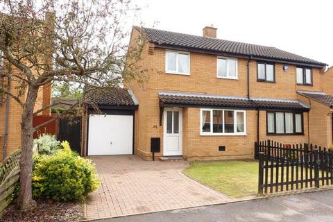 3 bedroom semi-detached house to rent, Dexter Avenue, Oldbrook, Milton Keynes MK6