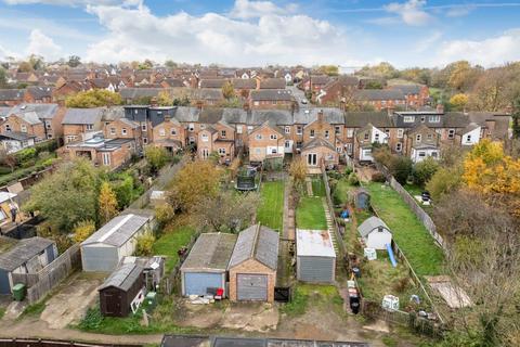 3 bedroom terraced house for sale, Wellingborough Road, Olney MK46