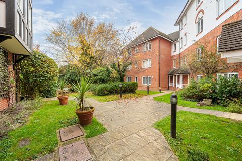 2 bedroom apartment to rent, Mountside Place, 1a Heathside Road, Woking, GU22