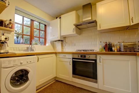 2 bedroom end of terrace house for sale, Foxwood Farm Way, Leeds, LS8