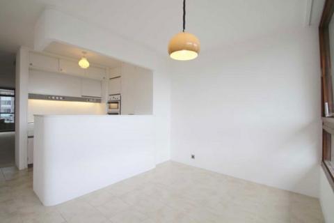 1 bedroom flat to rent, Barbican, London EC2Y