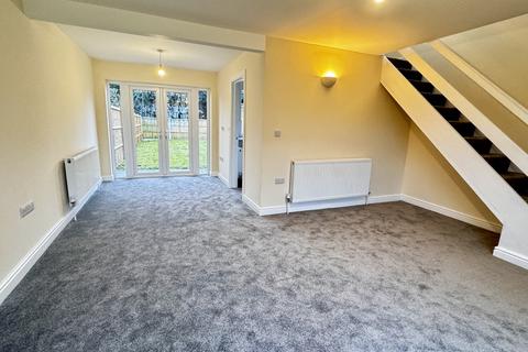 3 bedroom detached house to rent, Castle Close, Calverton, Nottingham