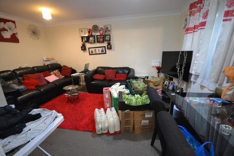 2 bedroom flat for sale, Linneaus Street, Hull HU3