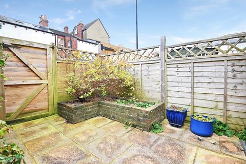 10 Wharfedale Avenue, Harrogate, HG2 0AU