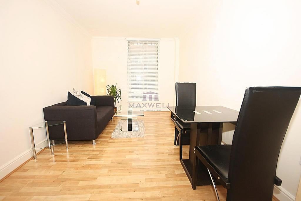 One bedroom  for rent, SW5,...