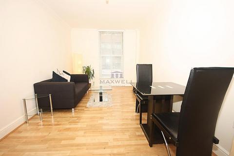 1 bedroom flat to rent, Earls Court Road, London SW5