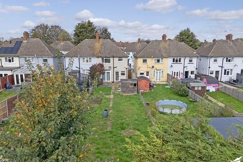 3 bedroom semi-detached house for sale, Springfield Park Road, Chelmsford