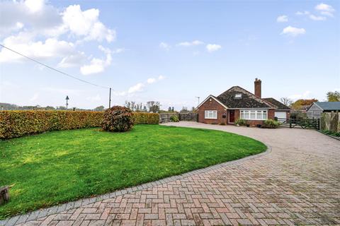 4 bedroom detached bungalow for sale, North Newnton, Pewsey