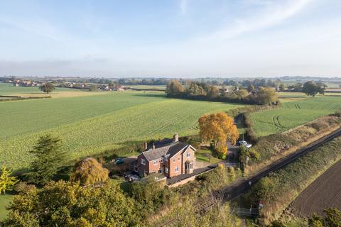 4 bedroom detached house for sale, The Old Gate House, Hopperton Knaresborough HG5 8NX