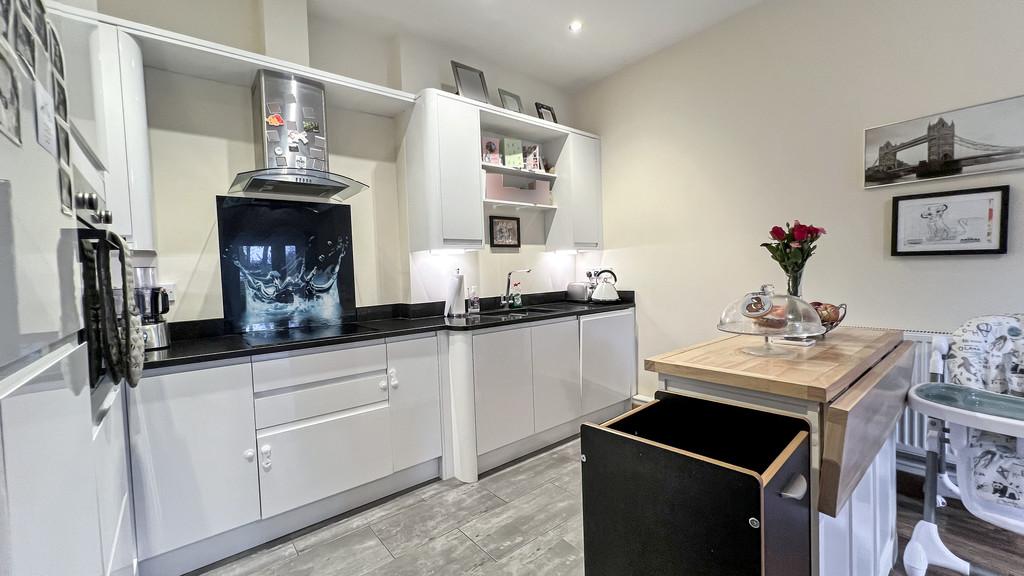 Kitchen/lounge