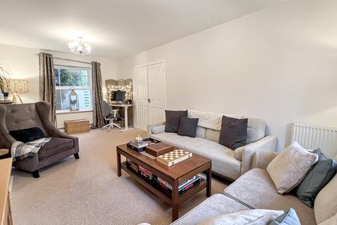 4 bedroom terraced house for sale, Swaledale Road, Warminster