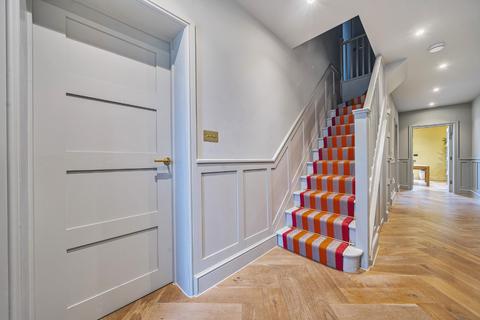 1 Lavidge Road, London, SE9 3NE