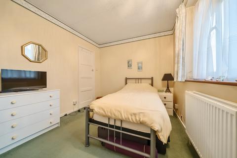 77 Garth Road, Morden, SM4 4JX