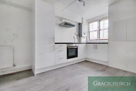 3 bedroom maisonette for sale, Griffin Road, Tottenham N17