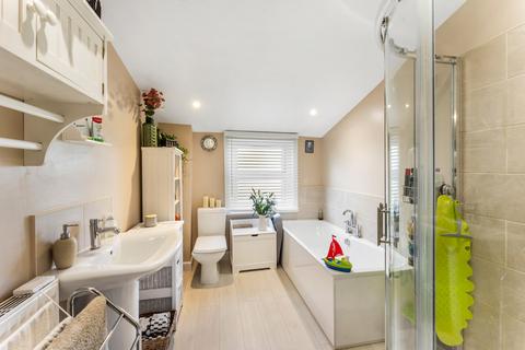 36 Francis Road, Wallington, SM6 9AS
