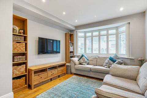 20 Elm Close, Carshalton, SM5 2AG