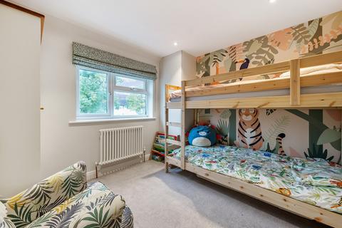 20 Elm Close, Carshalton, SM5 2AG