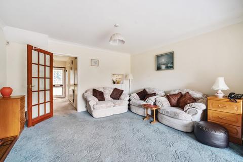9 Arran Close, Wallington, SM6 8BT