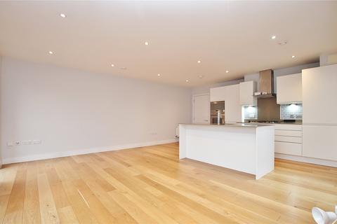 2 bedroom flat for sale, High Street, Woking GU21