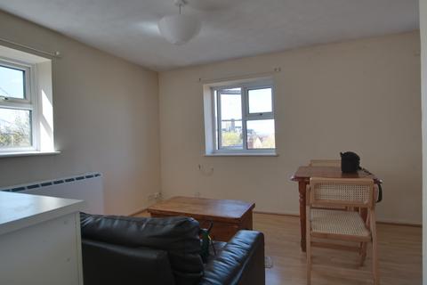 Studio to rent, Garrick Drive, London SE28