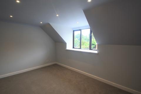 2 bedroom maisonette to rent, Nappins Close, Buckinghamshire HP18