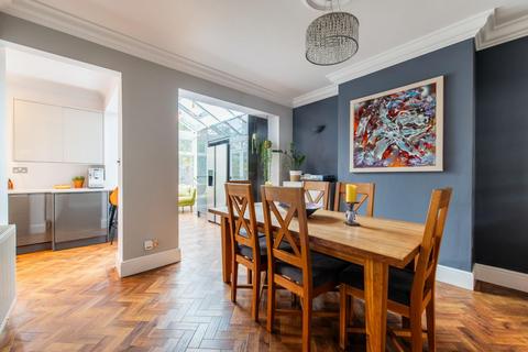 21 Heathview Crescent, Dartford, DA1 2PJ