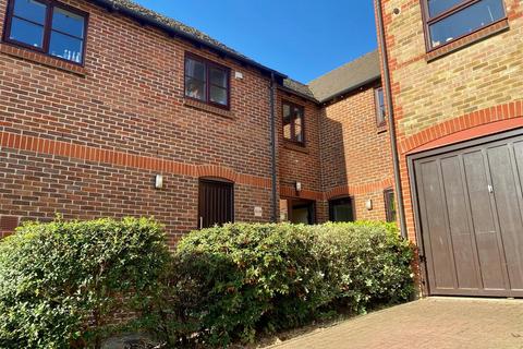 2 bedroom apartment to rent, Woodlands Lane, Chichester