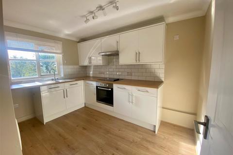 2 bedroom apartment to rent, Woodlands Lane, Chichester