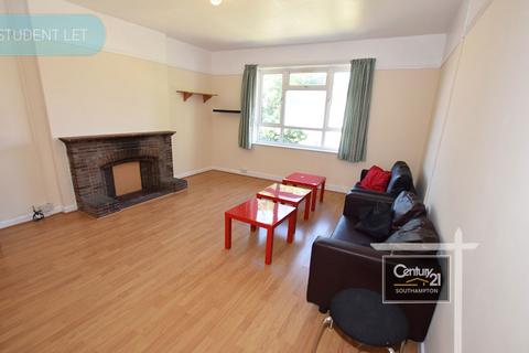 3 bedroom flat to rent, Portswood Road, SOUTHAMPTON SO17