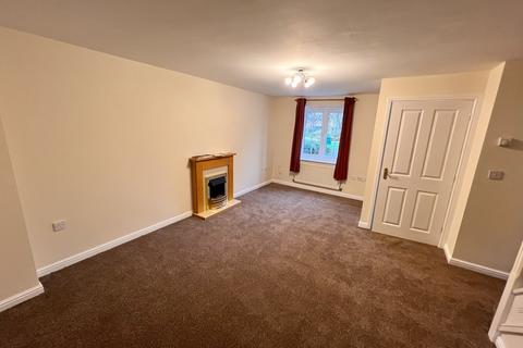 3 bedroom semi-detached house to rent, Dale Crescent, Balderton, Newark