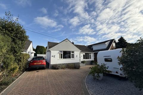 2 bedroom detached bungalow for sale, York Road, Broadstone