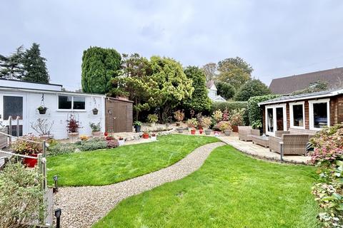 2 bedroom detached bungalow for sale, York Road, Broadstone