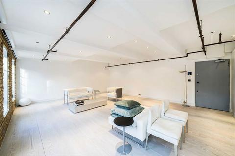 1 bedroom flat to rent, Richmond Mews, London W1D