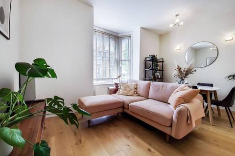 2 bedroom flat to rent, Hillmarton Road, Hillmarton Conservation Area, London, N7