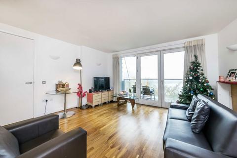 2 bedroom flat to rent, Fairmont Avenue, London E14