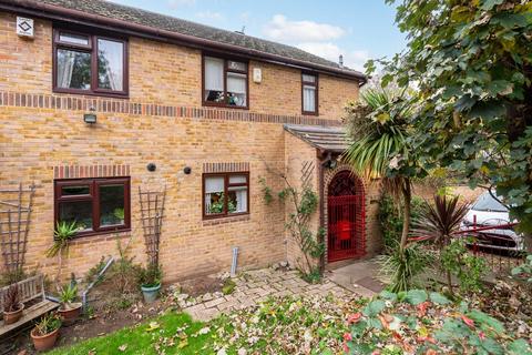 undefined, Graces Mews, Camberwell, London, SE5
