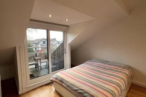 2 bedroom apartment to rent, Wilbraham Road, Chorlton