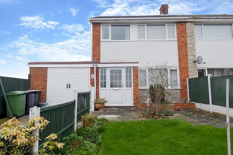 3 bedroom semi-detached house to rent, Pool Road, Trench