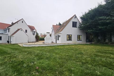 6 bedroom house for sale, Cutlers Green, Thaxted, Dunmow