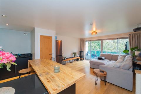 2 bedroom apartment for sale, York Road, Chorlton