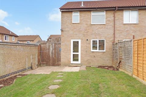 2 bedroom end of terrace house to rent, Whitley Close, Yate, Bristol